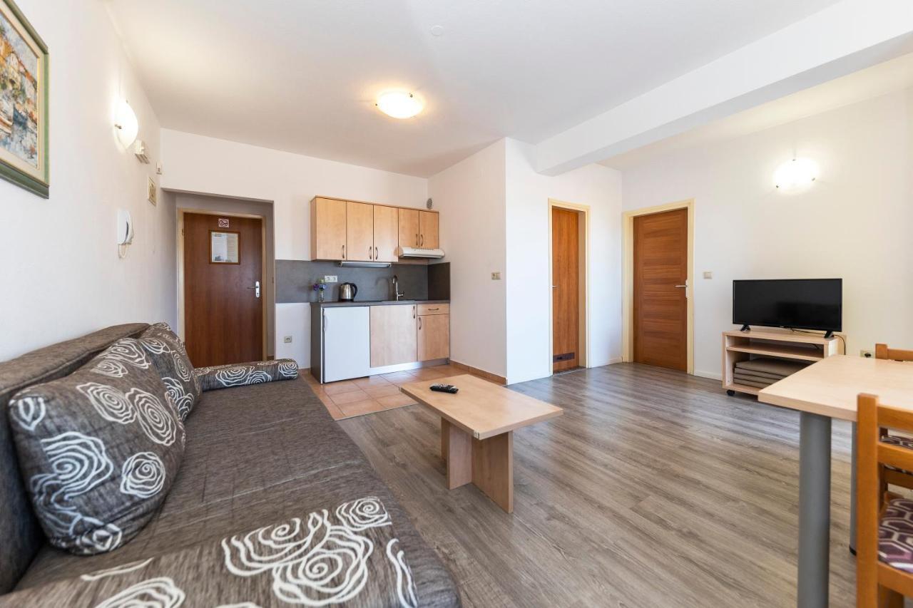 Guesthouse Villa Irena Zadar Ngoại thất bức ảnh