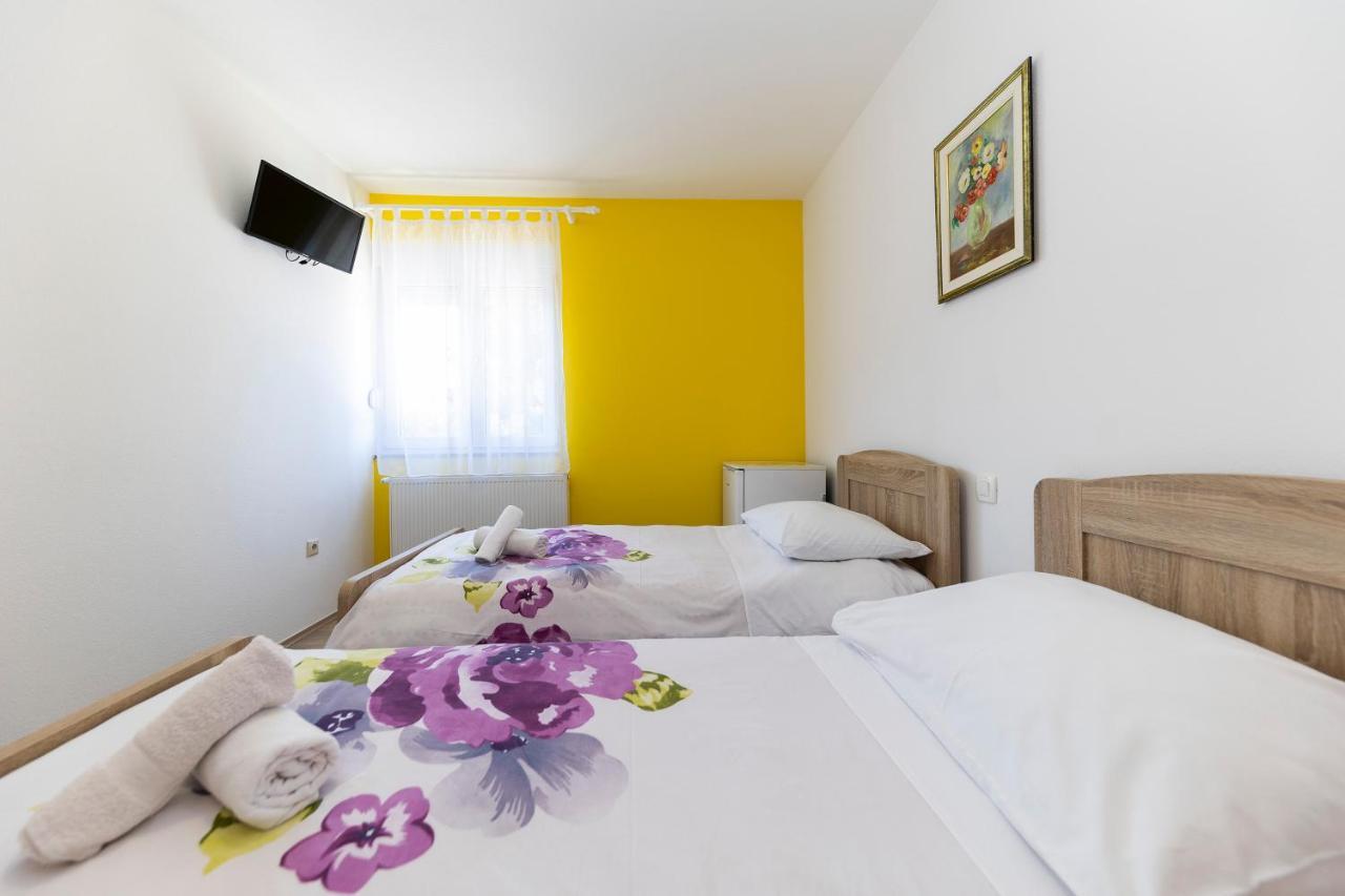 Guesthouse Villa Irena Zadar Ngoại thất bức ảnh