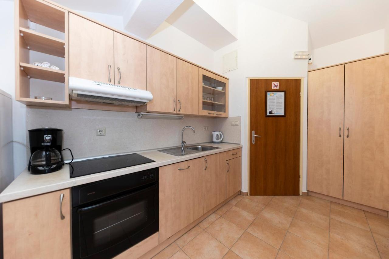 Guesthouse Villa Irena Zadar Ngoại thất bức ảnh