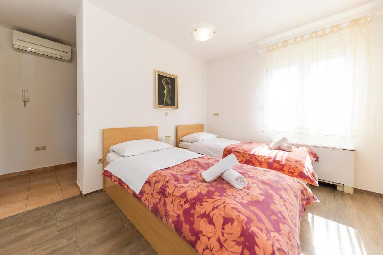 Guesthouse Villa Irena Zadar Ngoại thất bức ảnh